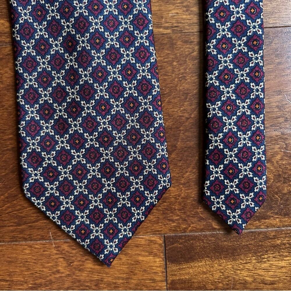 Posh Newport Beach Vintage Red & Blue Geometric Silk Tie, Hand Printed in Italy - Picture 6 of 12